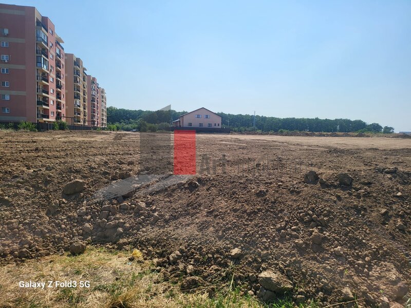 Matei Milo, teren intravilan.